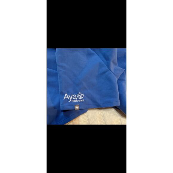 Figs Scrub Top - Picture 8 of 8